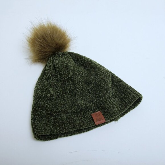 Alpine Kiss Beanie Bundle - Picture 10 of 11